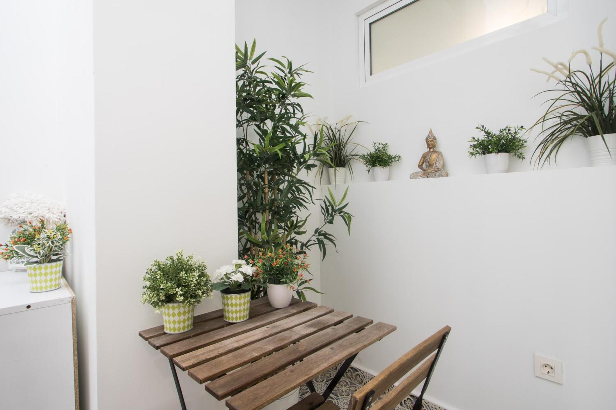 Apartament 4 Bedroom/3 Baths W/ Ac In Near Beach! *