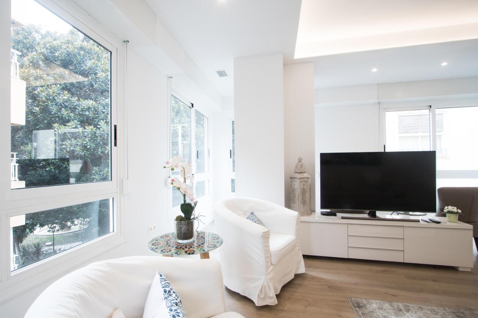 4 Bedroom/3 Baths W/ Ac In Near Beach! Appartement Alicante