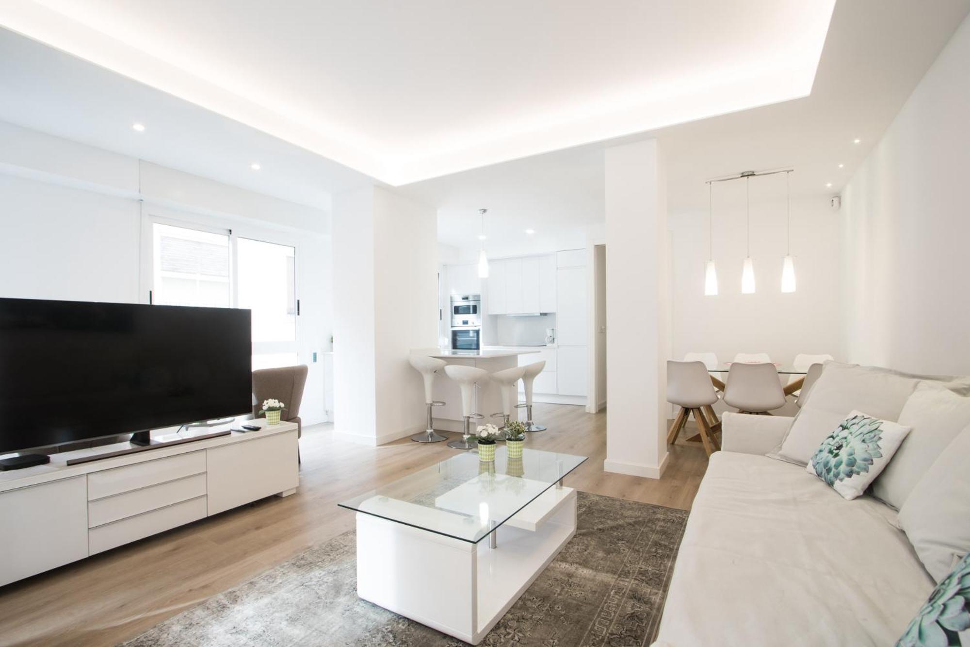 Apartament 4 Bedroom/3 Baths W/ Ac In Near Beach! Alicante